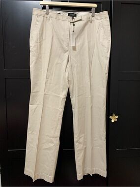 Talbots classic beige Chinos khaki - Straight Leg everyday essentials
